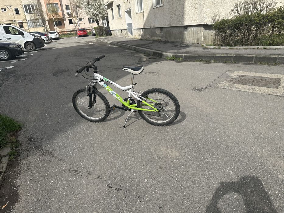 Bicicleta de vanzare