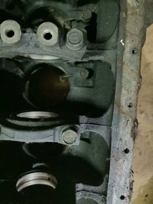 Мазда 323 ВА, блок цилиндров Z5.