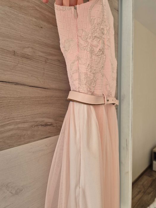 Рокля за официален повод