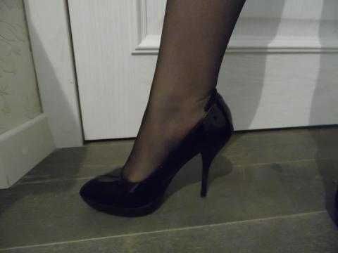 Туфли RiaRosa, новые, р-р 35, цвет бордо (темный), лакированная кожа