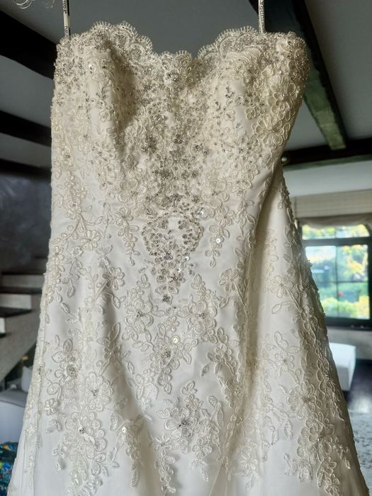 Булчинска рокля