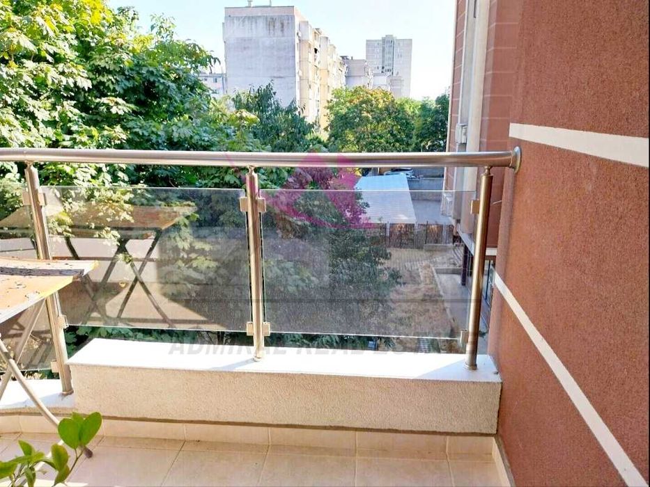 Дава се под наем Двустаен апартамент в Варна, Базар Левски - 53 кв.м за 358 € - Снимка #4