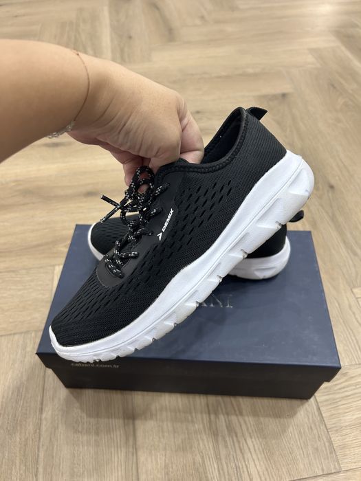 Кроссовки демикс 38 размер