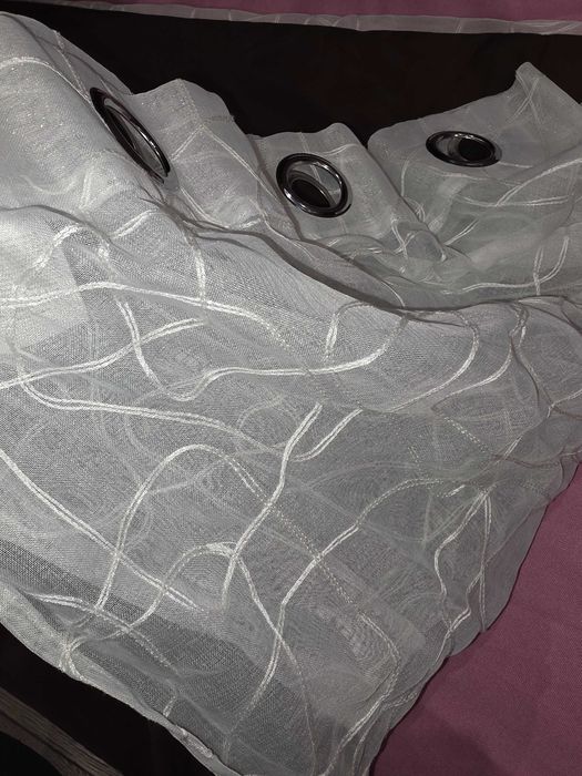 Затъмняващи завеси и пердета