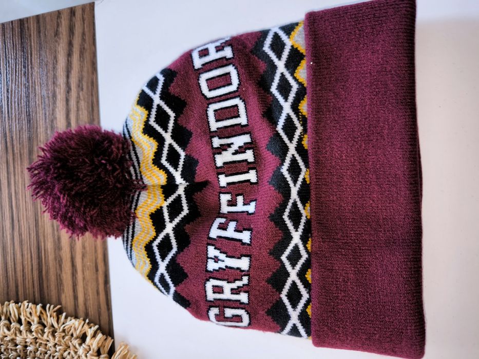 Шапка Хари Потър, грифиндор