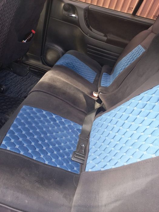 Продам авто чехлы на open zafira