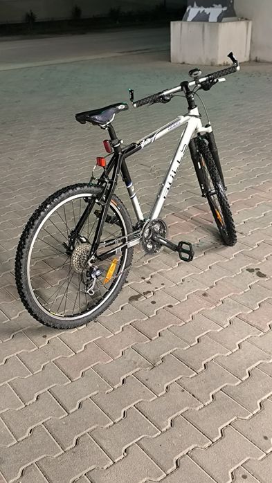 Vând bicicleta Bulls