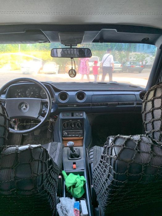 Мерседес Бенс 190