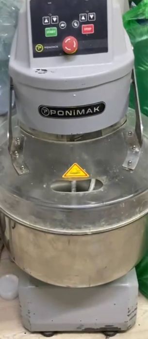 Цехдан печка, хамир қорадиган ва бошқа нарсалари срочно сотилади!