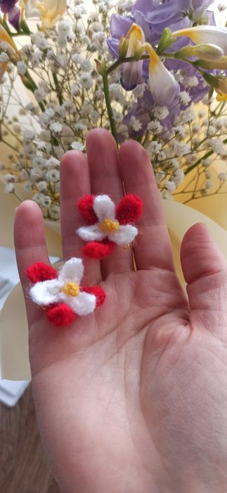 Малки мартенички / баба Марта