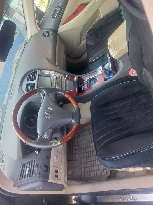 Продам лексус ес 350