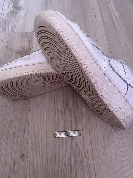 Продавам Nike Air Force 1