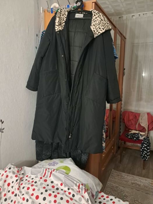 Продам пуховик новый