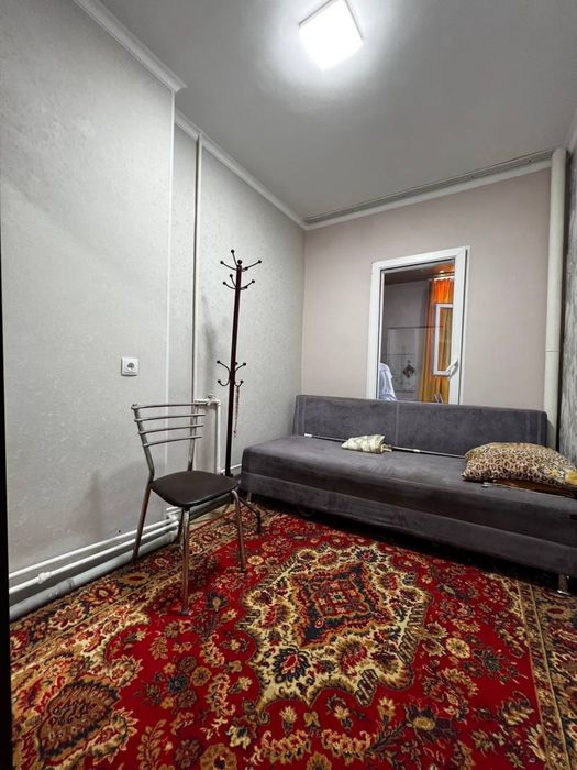 2в4/2/4 76м2 77-серия Дом Быта кирпич