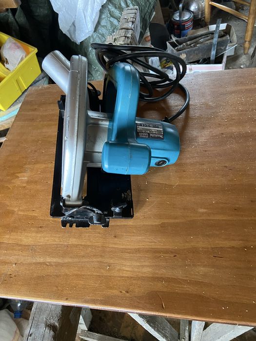 Vand circular de mana