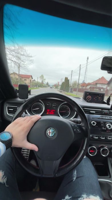 Alfa Romeo Giulietta 1.6 Diesel – 2011 –