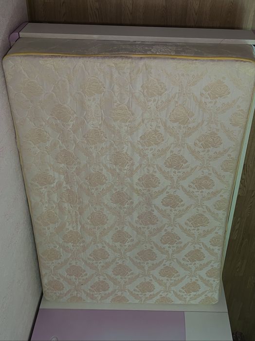 Матрас б/у 190×120