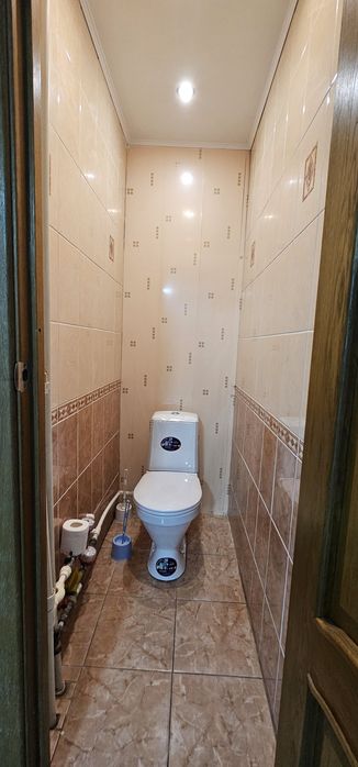 Продам помещение 96кв.м. с крыльцо на улицу Ленина.