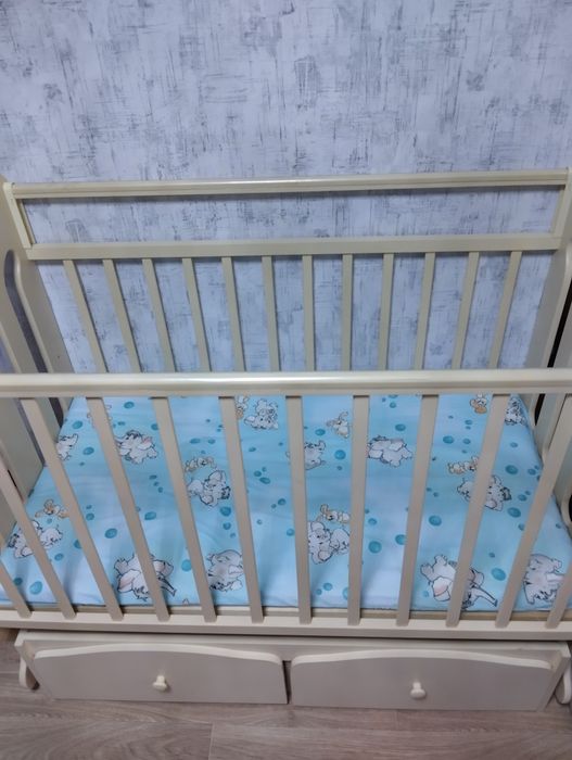 Продаже детский кровать