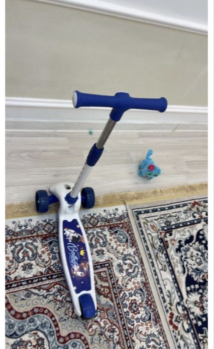 Продам самокат новый