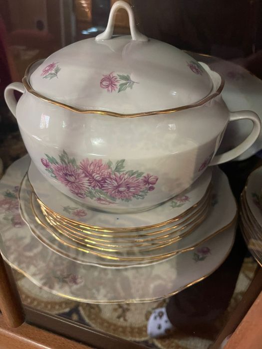 Столовый сервиз с супницей 34 предмета