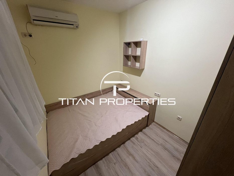 Дава се под наем Тристаен апартамент в Бургас, Център - 70 кв.м за 510 € - Снимка #2