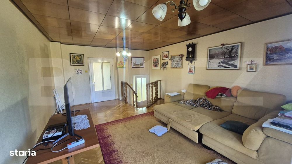 Casa de vanzare, 410 mp, teren 885 mp, zona Semicentrala