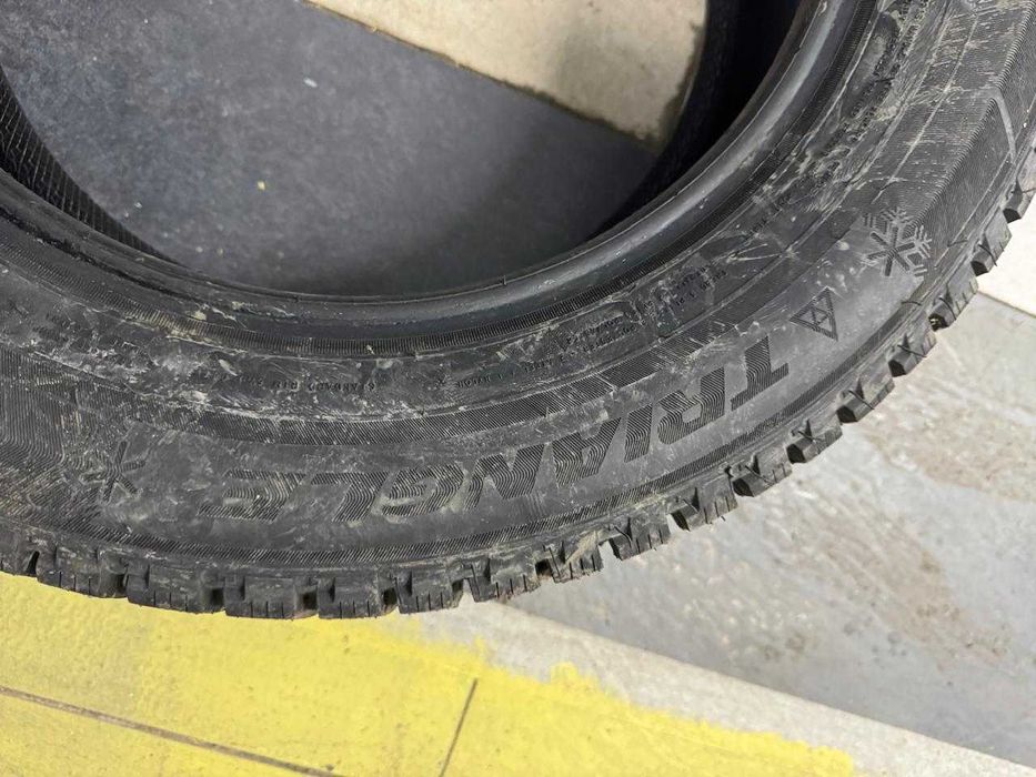 Triangle 215/65 R16 99T с шипами