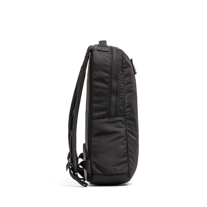 Продавам раница Goruck basic, нова, черна