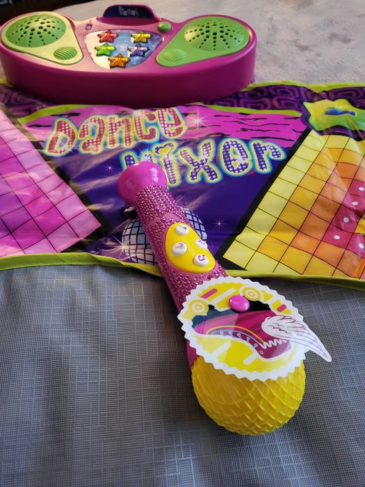 Килимче за танци и микрофон Soy Luna