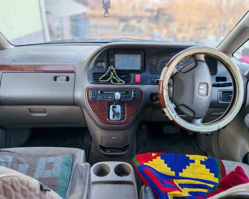 Одиссей сатылады