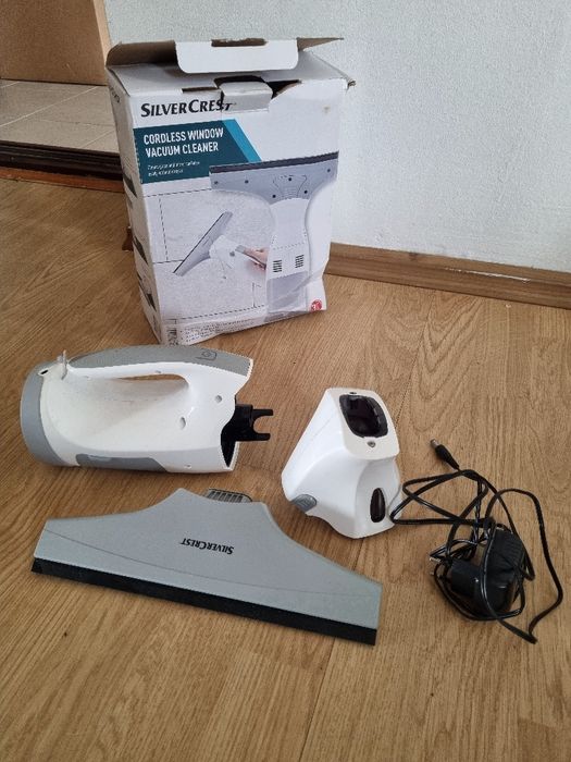 Aspirator pentru geamuri Silvercrest