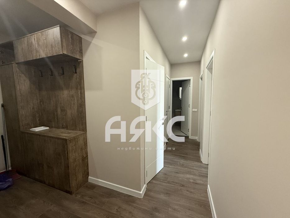 Дава се под наем Тристаен апартамент в София, Студентски град - 123 кв.м за 918 € - Снимка #7