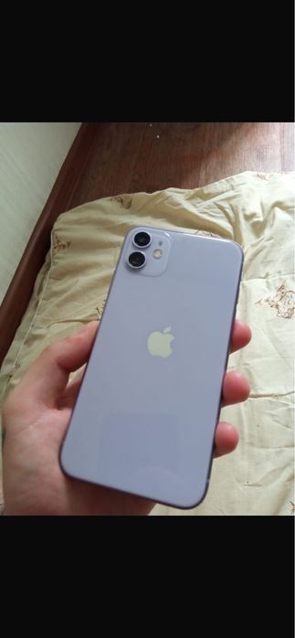 Продам iphone 11
