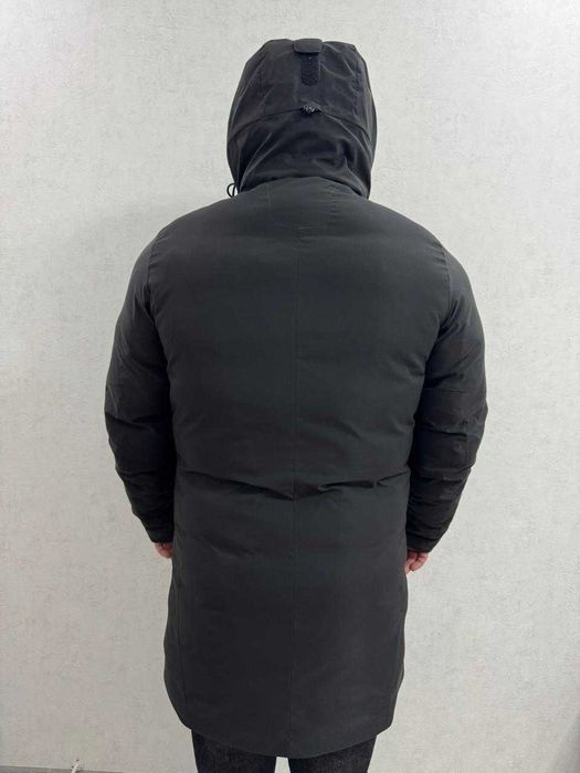 продам теплую зимнюю куртку