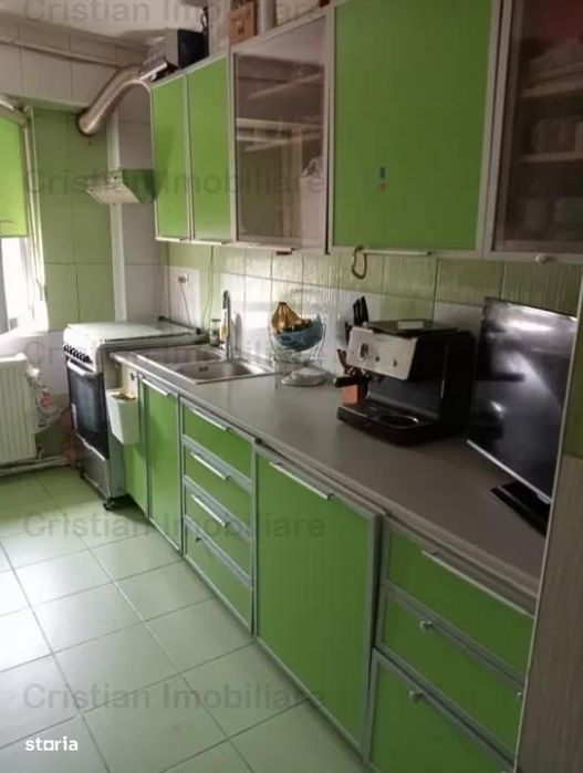 Ap 3 cam 70mp Decomandat conf1 Dorobanti v C.Galati etaj intermediar