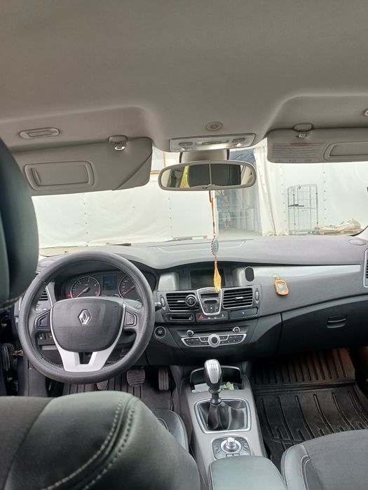 RENAULT Laguna 2013 — imagine 3