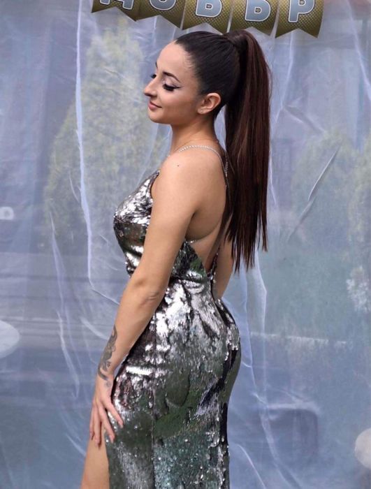 Бална рокля + обувки и чанта към нея