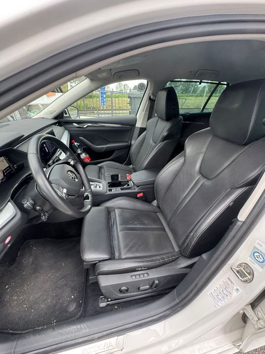 Skoda Octavia IV,E-Hybrid,Webasto,Matrix,Piele perforata,Camera