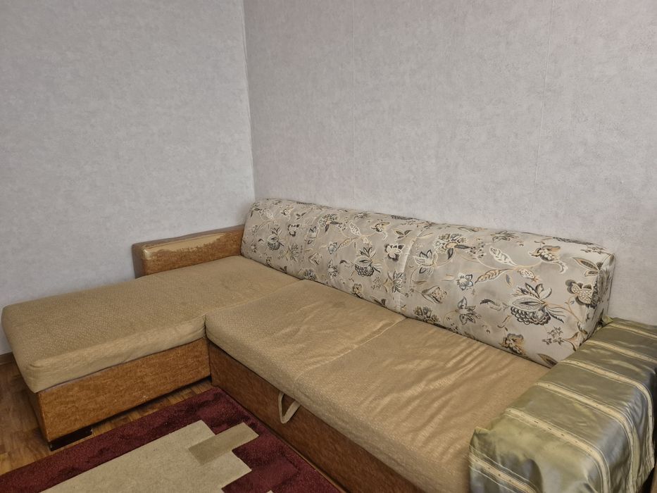 Продам диван Г-образный