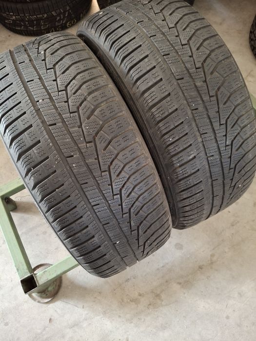2 Anvelope de iarnă  205 50 r17 Hankook