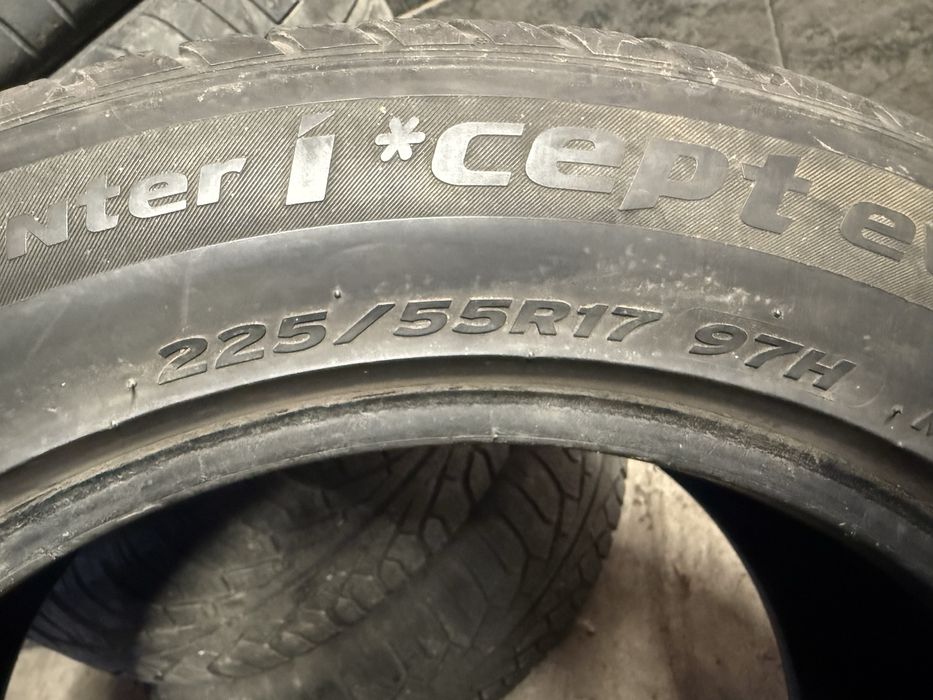 Hankook 225/55/17