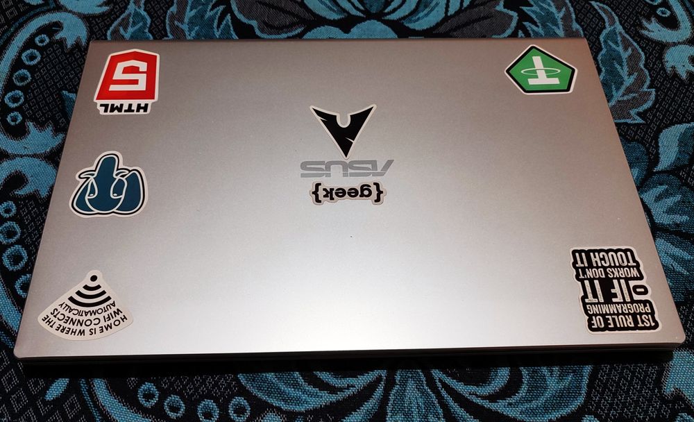 Asus Vivobook X515E