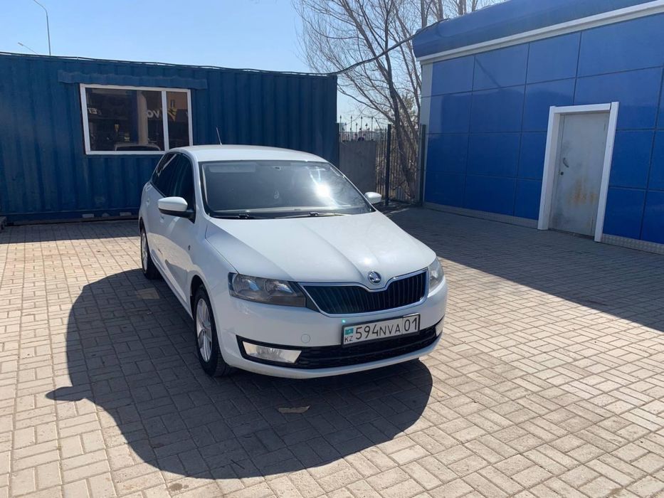 Срочно Продам авто Skoda Rapid