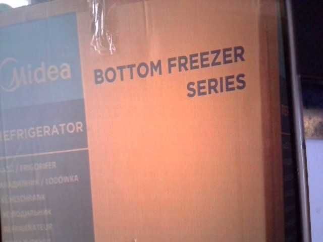 холодильник Midea