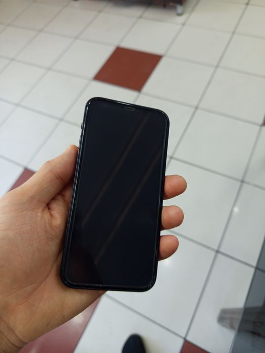 iPhone 12,karobka dakument bilan