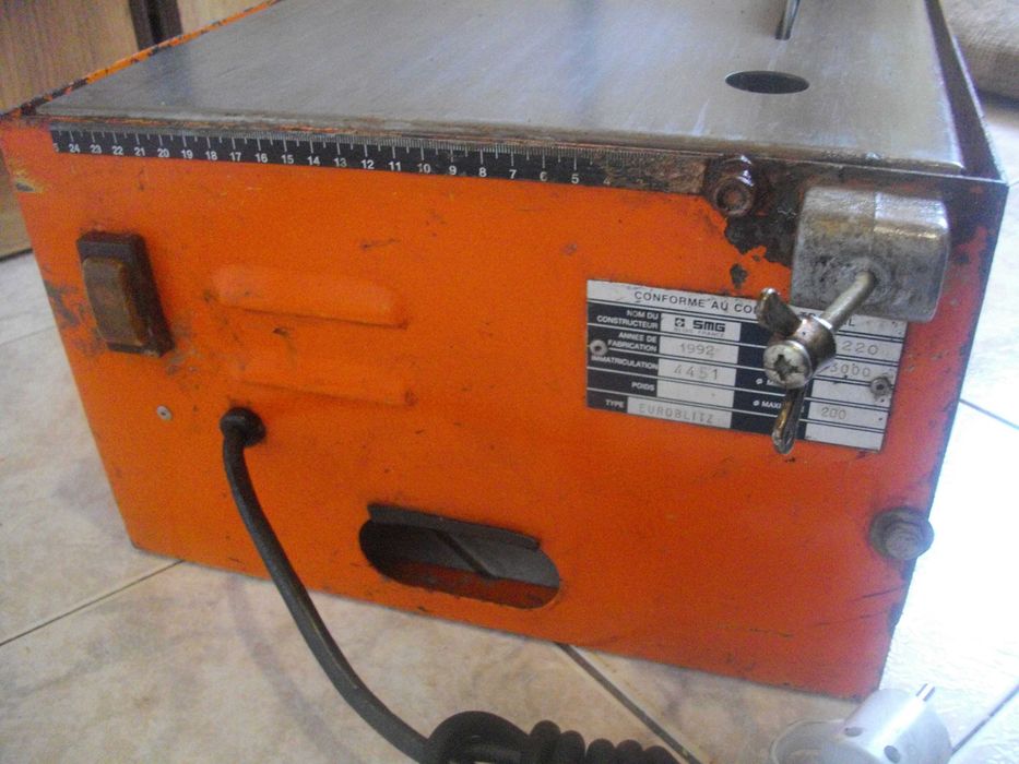 Френска Профи Ел.Машина Сухо/Мокро Рязане Плочи/Плочки-SMG-ф200мм-20кг