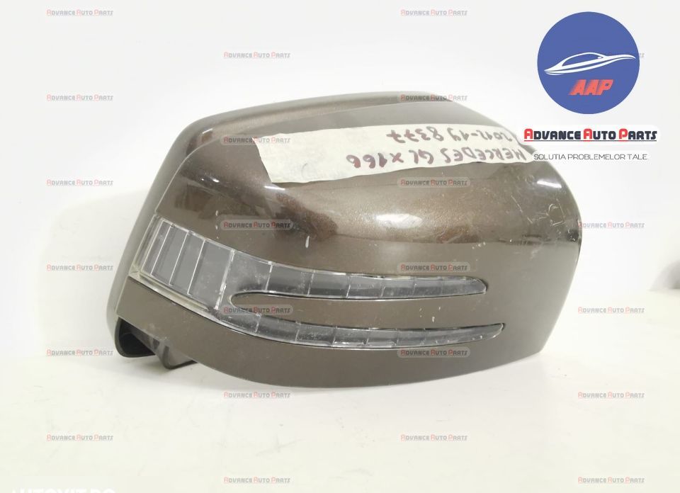 Капак за огледало дясно с led мигач код 615342AA - оригинален Мерцедес