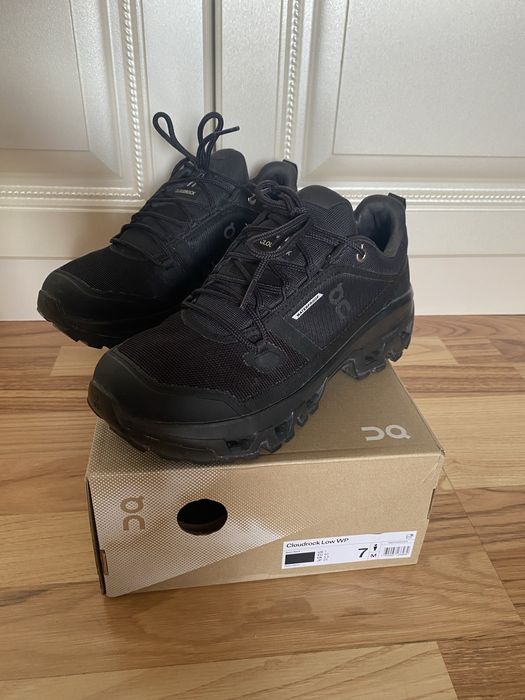 Кроссовки ON Cloudrock Waterproof