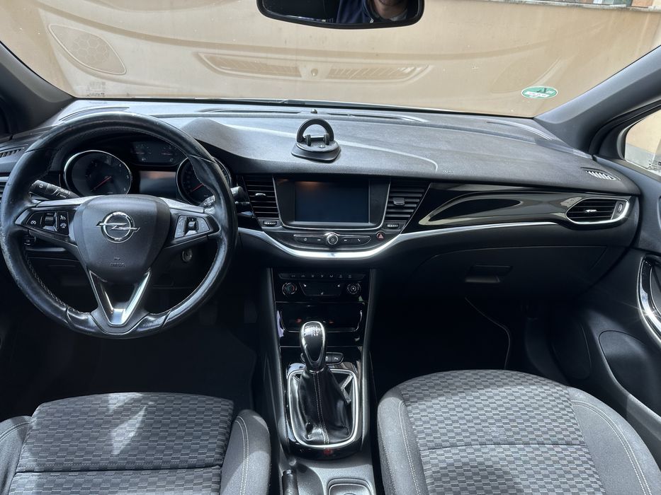 Opel Astra sports Touer 2016